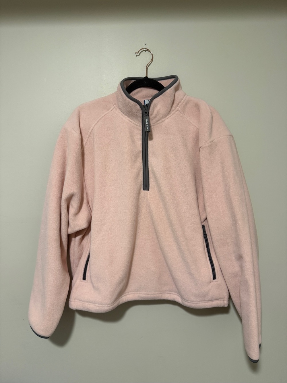 NWT Light Pink and Dark Gray Old Navy Fleece Quarterzip